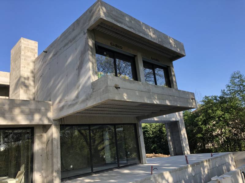 Construction d'une villa haut de gamme contemporaine de plus de 300 m² à Tassin la Demi Lune