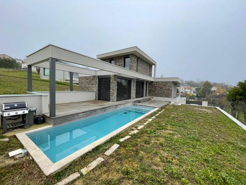 Entreprise de maçonnerie pour la construction d'une maison haut de gamme dans les Monts d'Or